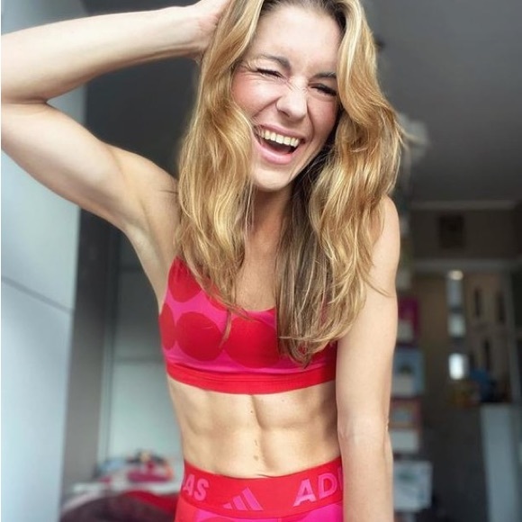 adidas + Marimekko Techfit Outfit Sports Bra Set Polka Dot Red - Picture 5 of 11